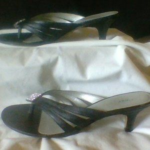 Fioni Sandals Size 8